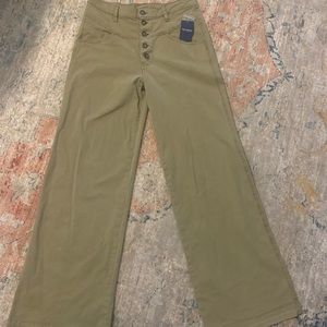 NWT Green hight waisted lucky Brand Pants